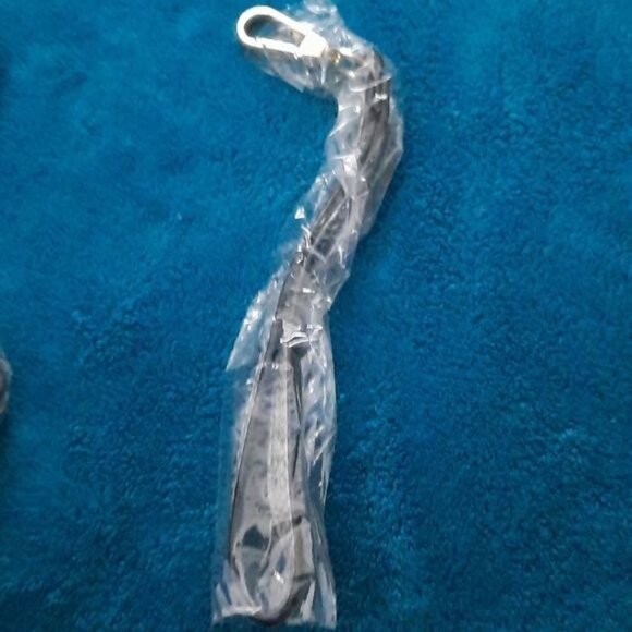 Jen & Co NWT Grey Snakeskin Leather Handbag Includes Crossbody & Wristlet Straps - Picture 4 of 9